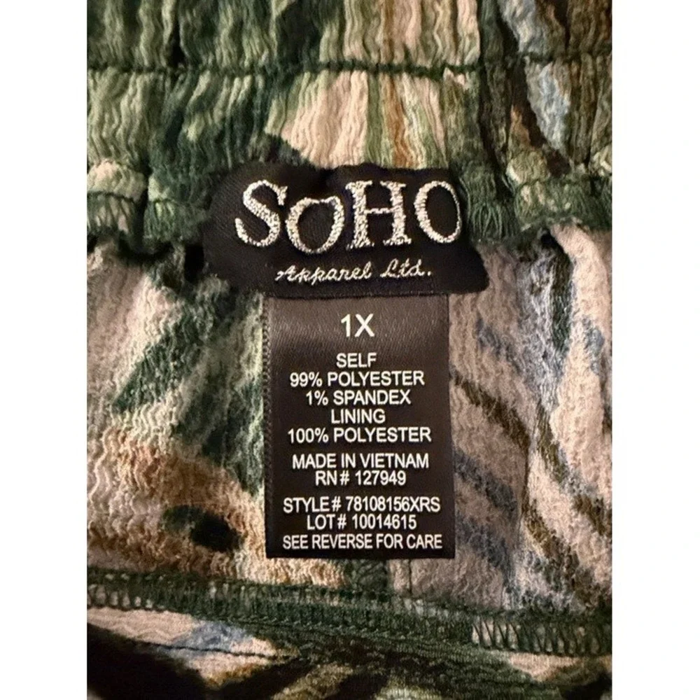 SOHO‎ Apparel Ltd Tropical Palm Print Wide Leg Crop Pants Green Blue 1X 78108156